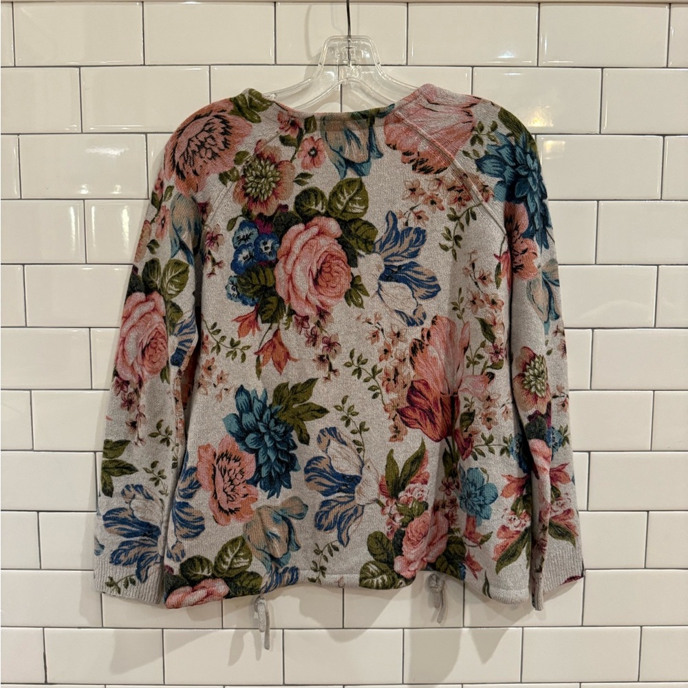 Angel Of The North Floral Knit Top - Picture 6 of 7